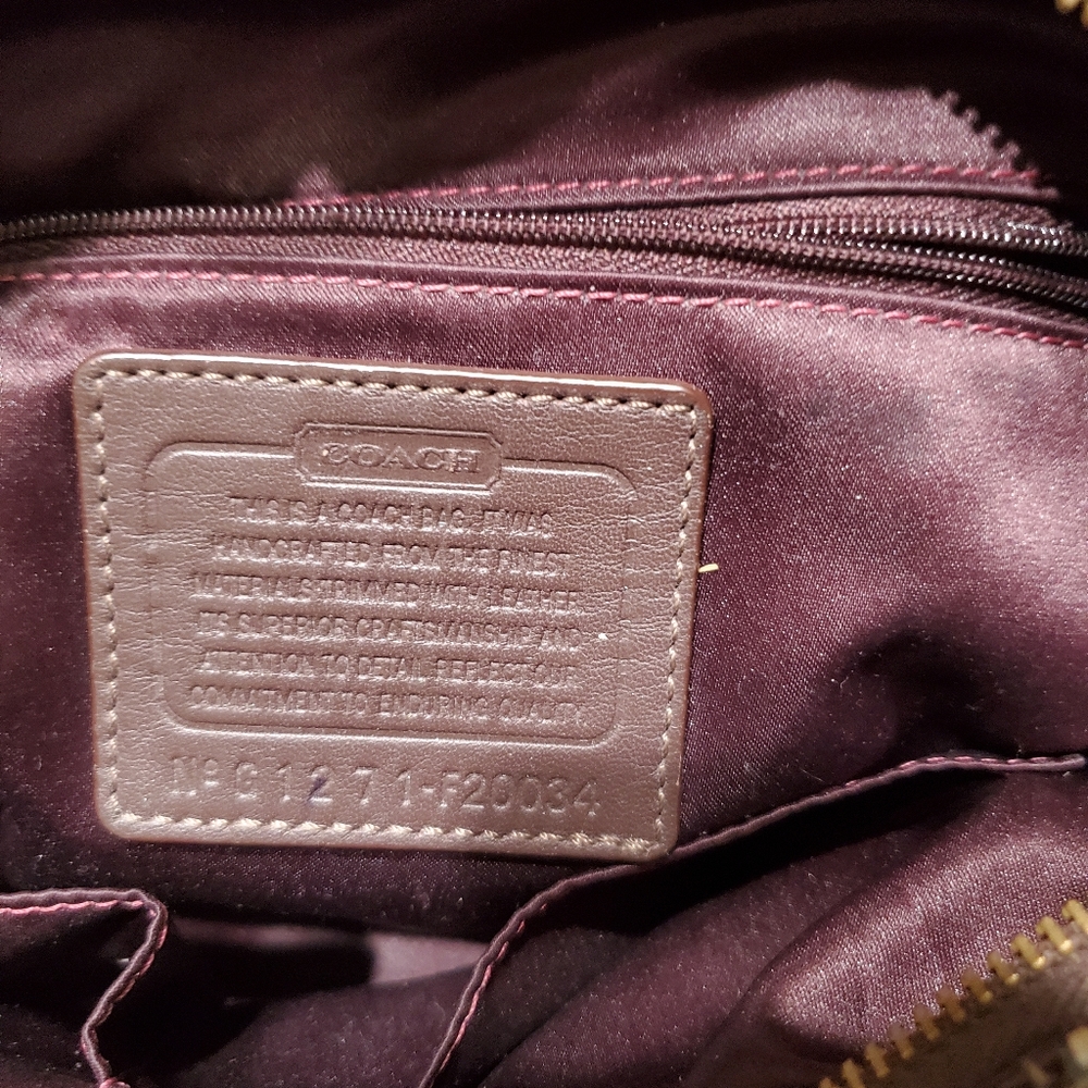 Purse - Picture 2 of 3